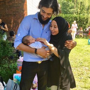 Meet your Posher, Aya